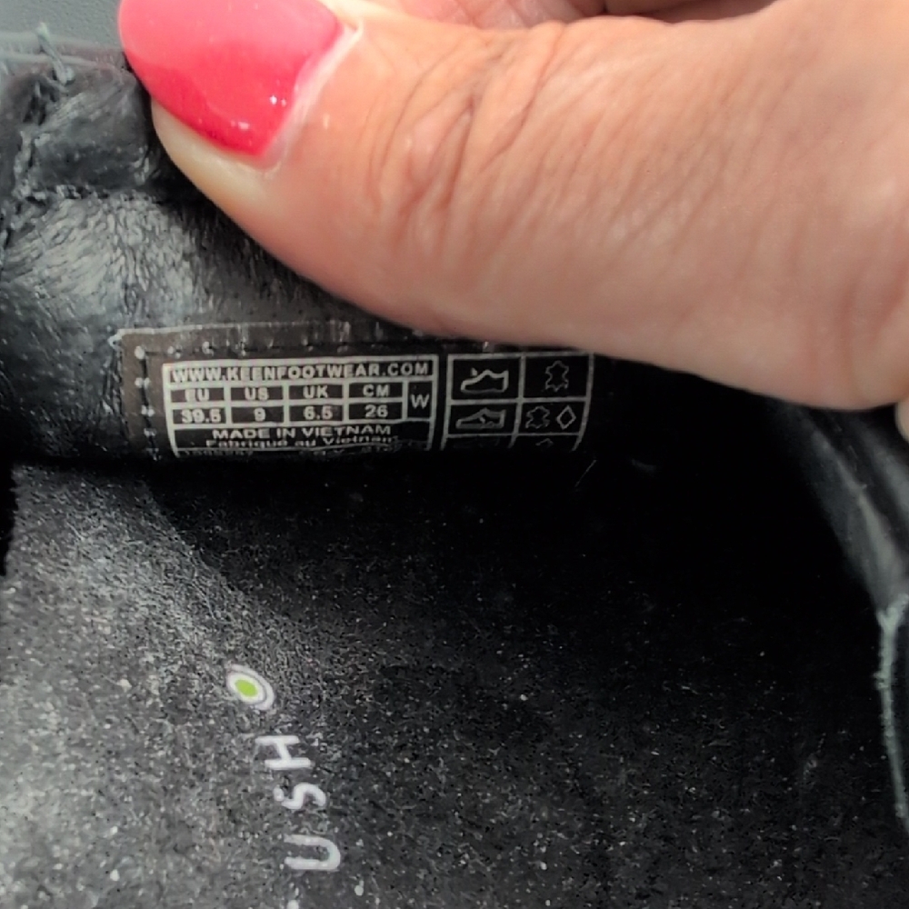 Keen Cush Black Work Shoe Oil & Slip Resistant - Picture 10 of 10